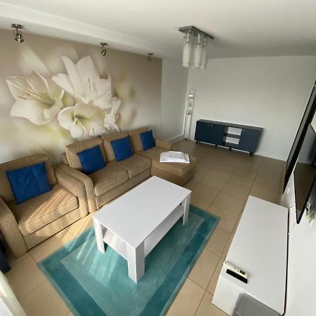 Magic Blue Sea Apartment Constanta Bagian luar foto