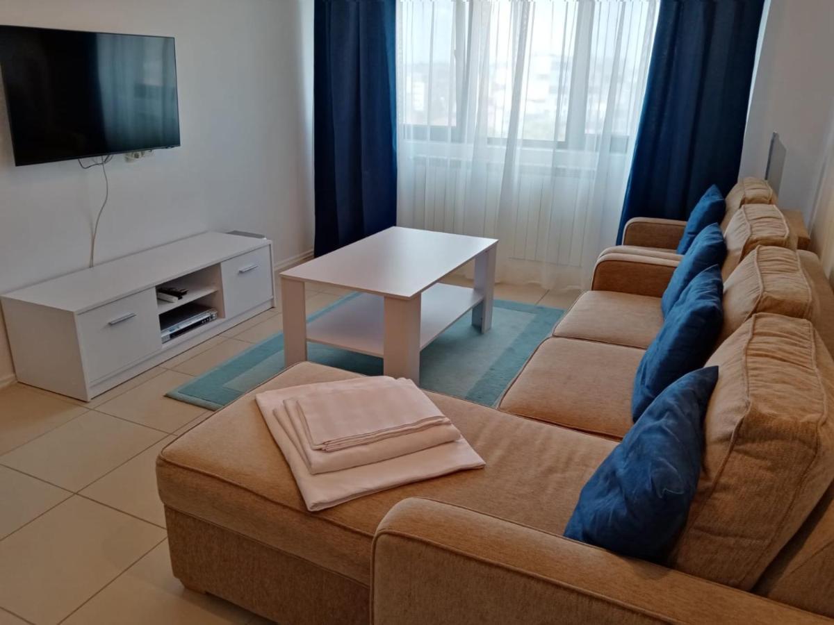 Magic Blue Sea Apartment Constanta Bagian luar foto