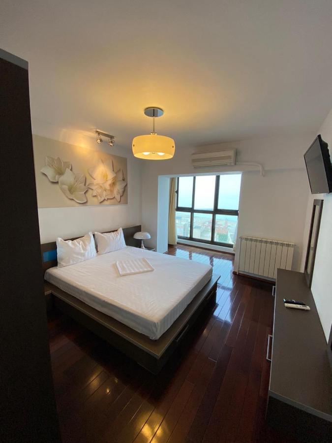 Magic Blue Sea Apartment Constanta Bagian luar foto