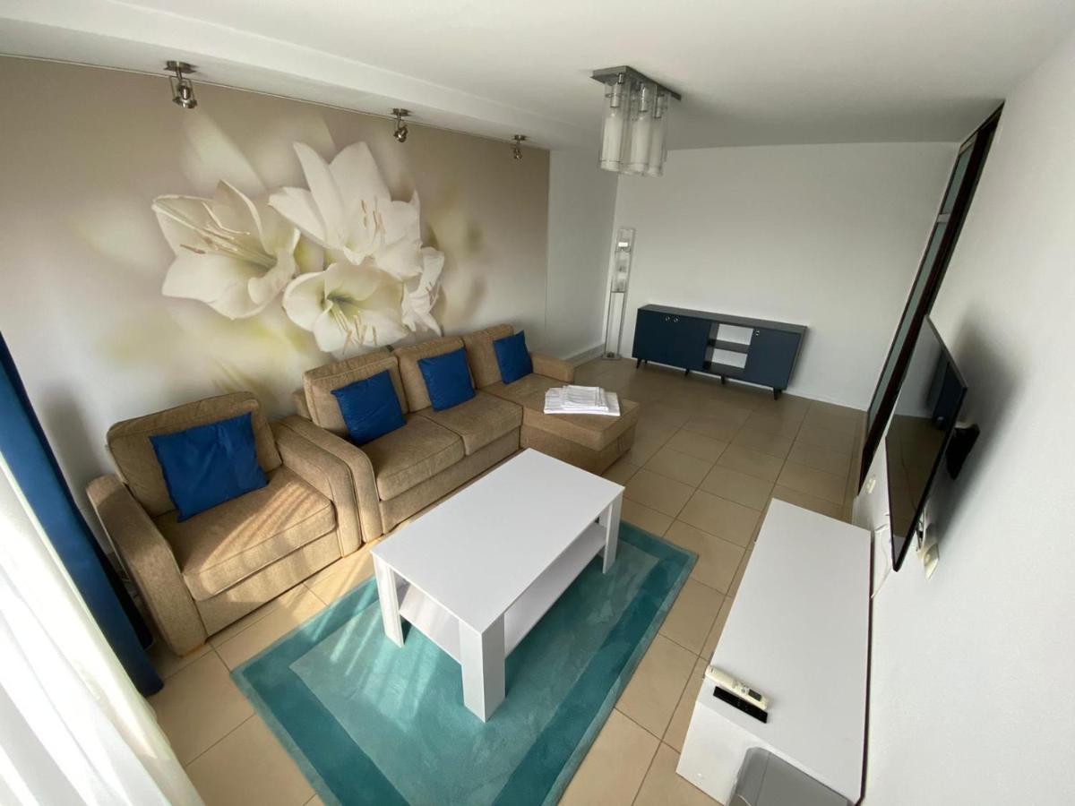 Magic Blue Sea Apartment Constanta Bagian luar foto